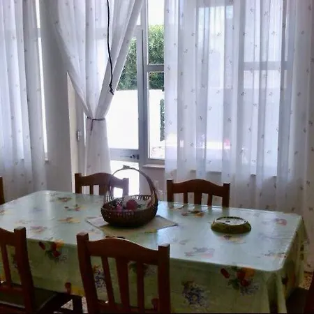 Ameli Appartment's לידו מריני