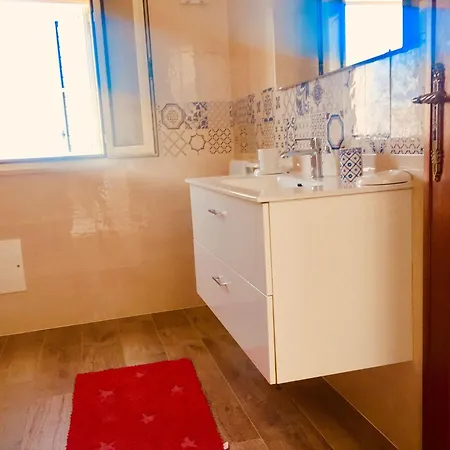Ameli Appartment's アパート リド・マリーニ